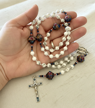 Load image into Gallery viewer, Howlite Rosary