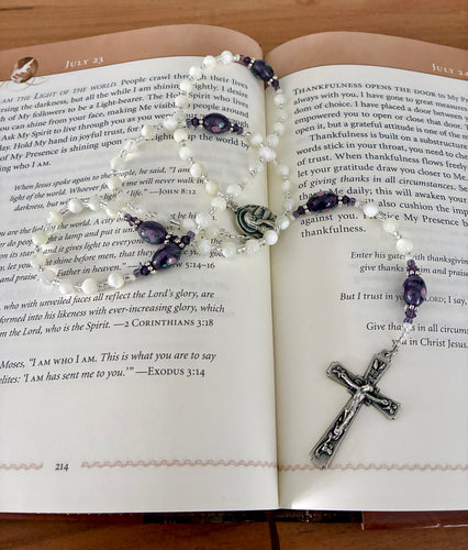 Mother Of Pearl Lavender Lampwork