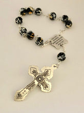 Load image into Gallery viewer, Multi Color Glass Car Rosary