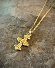 Load image into Gallery viewer, Curled Arms Cross